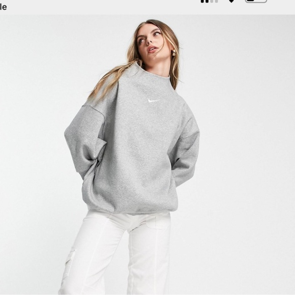 Nike Phoenix Fleece mock neck extra large 
sweatshirt in gray